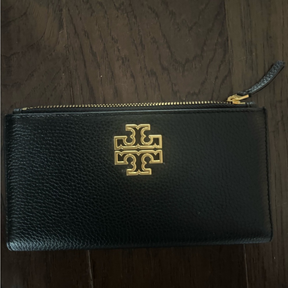 Tory Burch Black Leather Zip Wallet